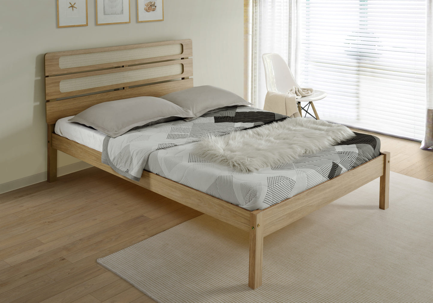 SANTANA 4'6" BED  - LIGHT OAK/RATTAN EFFECT