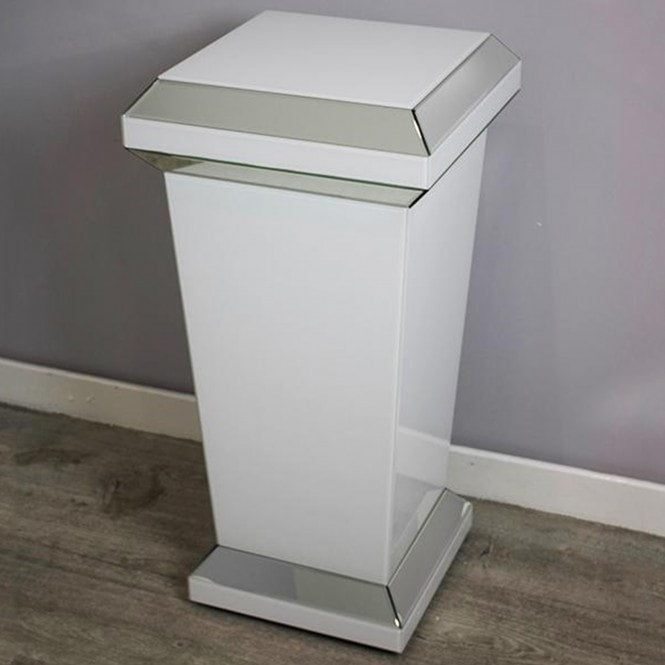 Bianco Pedestal